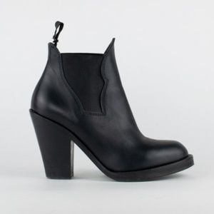 Acne Studios Star Leather Ankle Boots